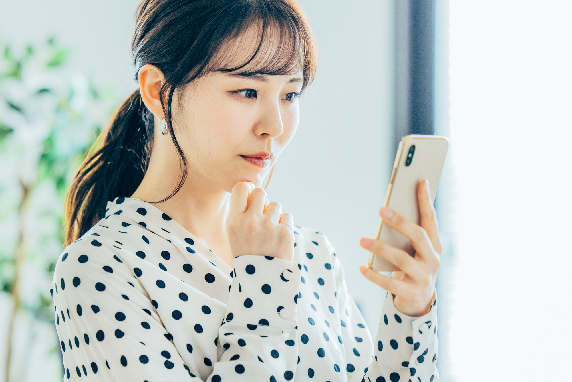 未読スルーする男性心理とは？ 会話の途中で急にフェードアウトする理由