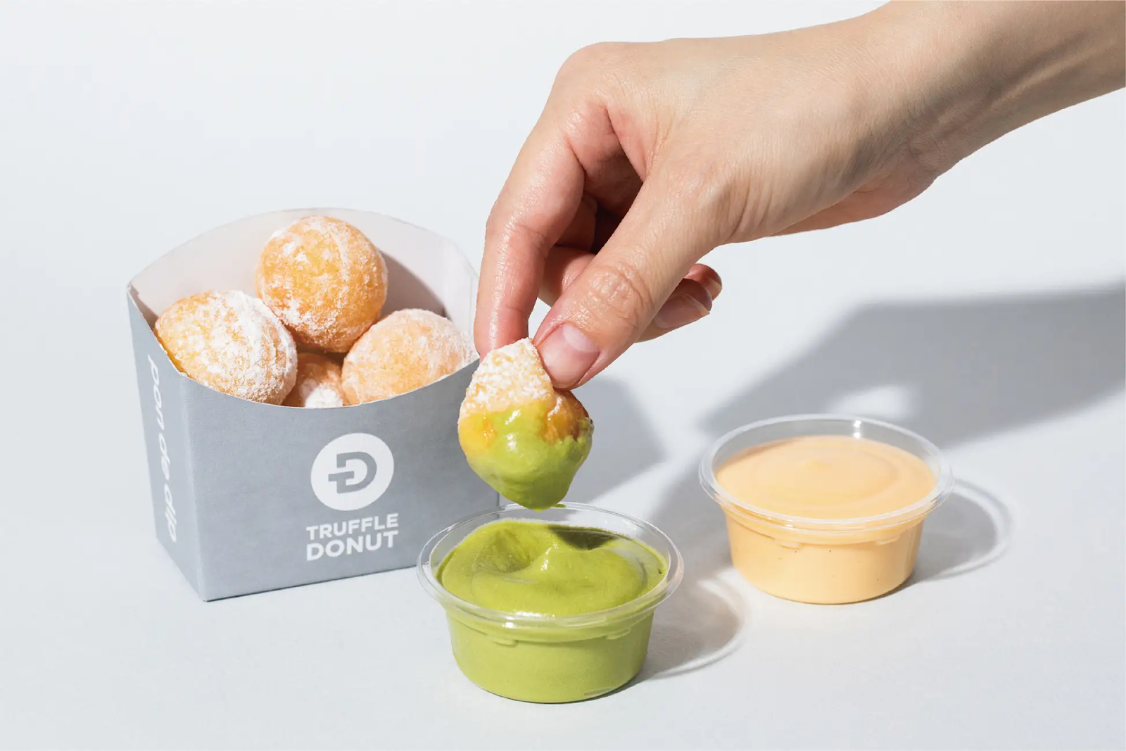 「TRUFFLE DONUT」からディップして楽しむ新体験のドーナツが登場＜プレスリリース＞