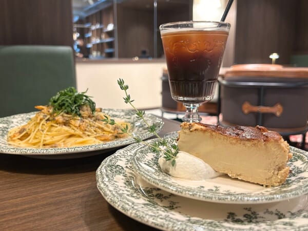 【喫茶店好き女子必見】レトロ×モダンのお洒落空間で過ごすご褒美時間（宮崎市）