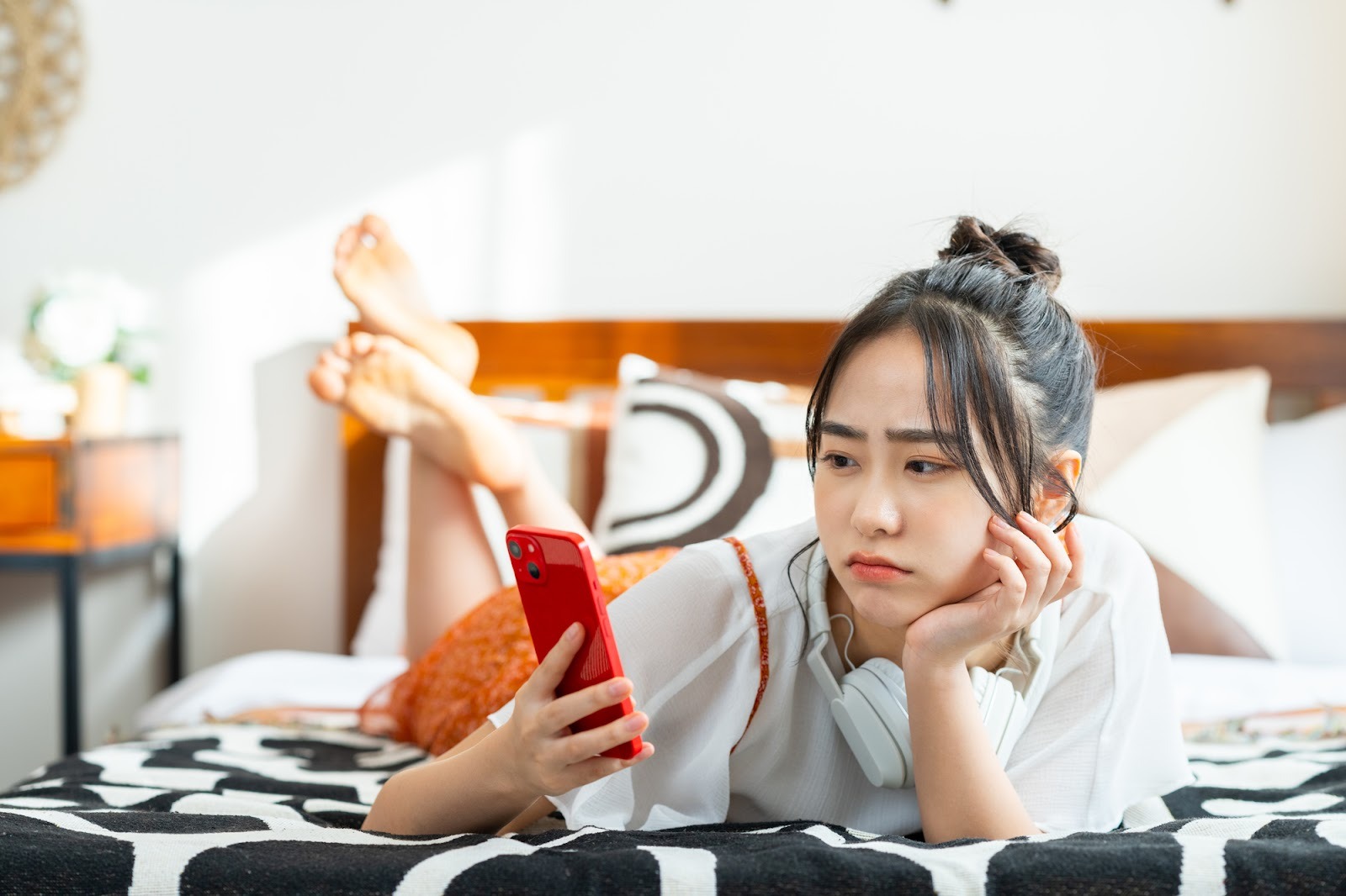 既読無視する男の心理とは？ 脈あり・脈なしの見極め方とNG対応