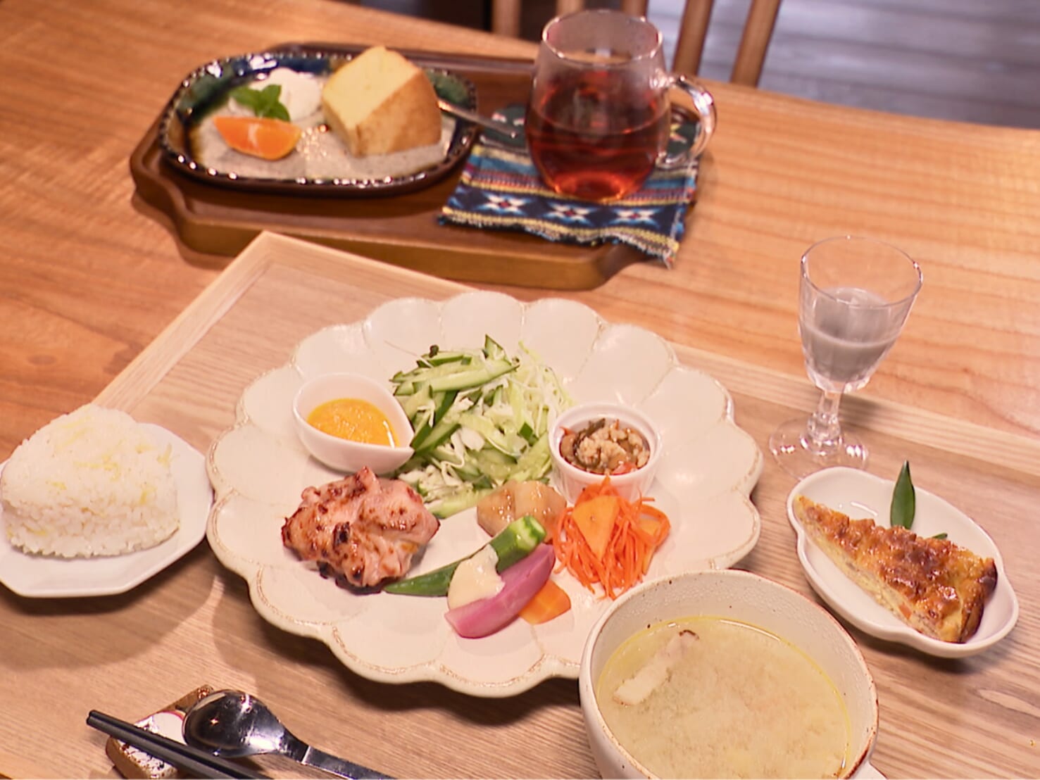 発酵カフェ「 ぽぽにこ」で学ぶ”塩こうじ”作り。管理栄養士が教える健康ランチの魅力(綾町)