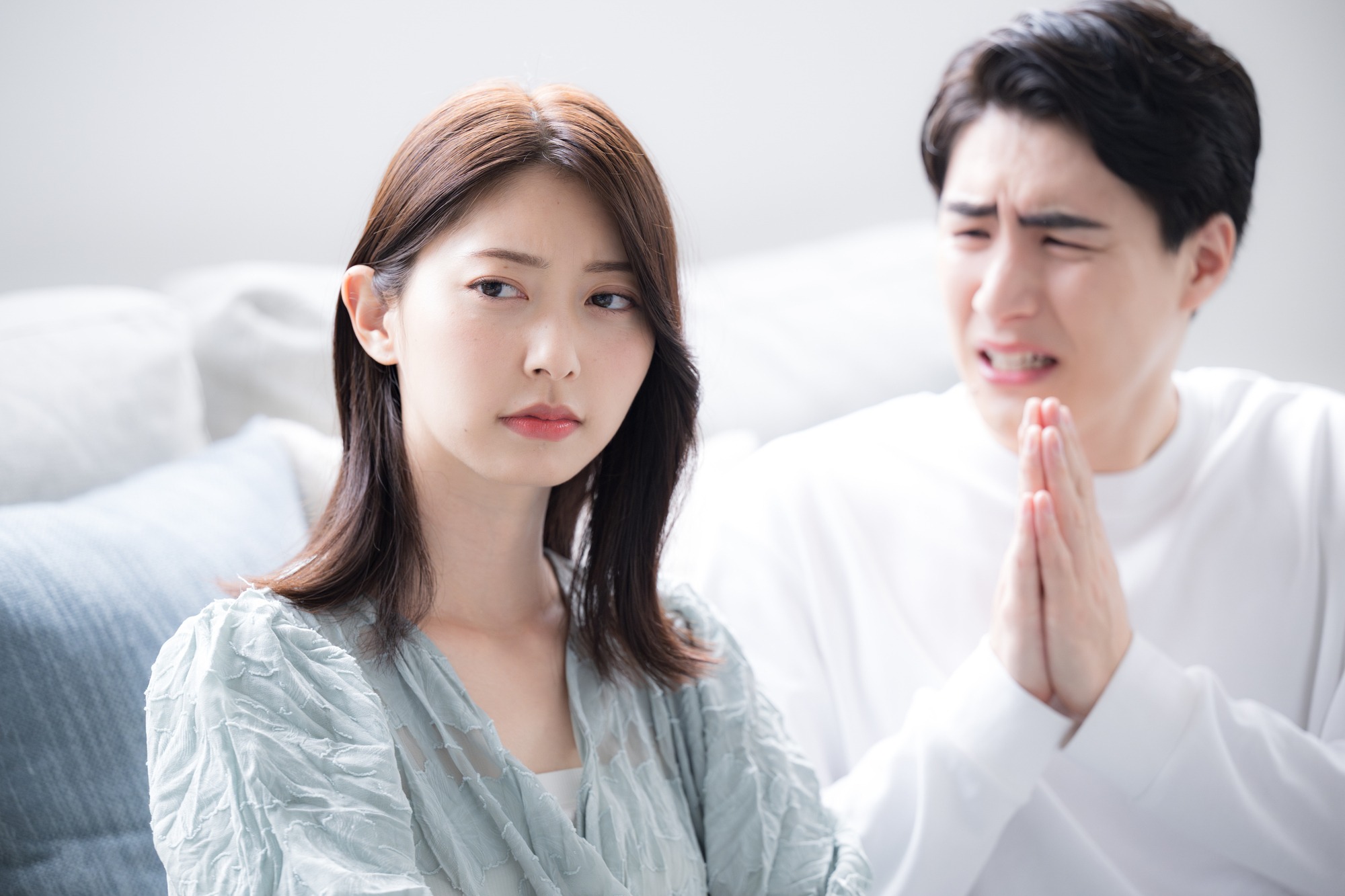 彼氏にイライラするあなたへ、別れるか悩む前に知るべき原因と対処法