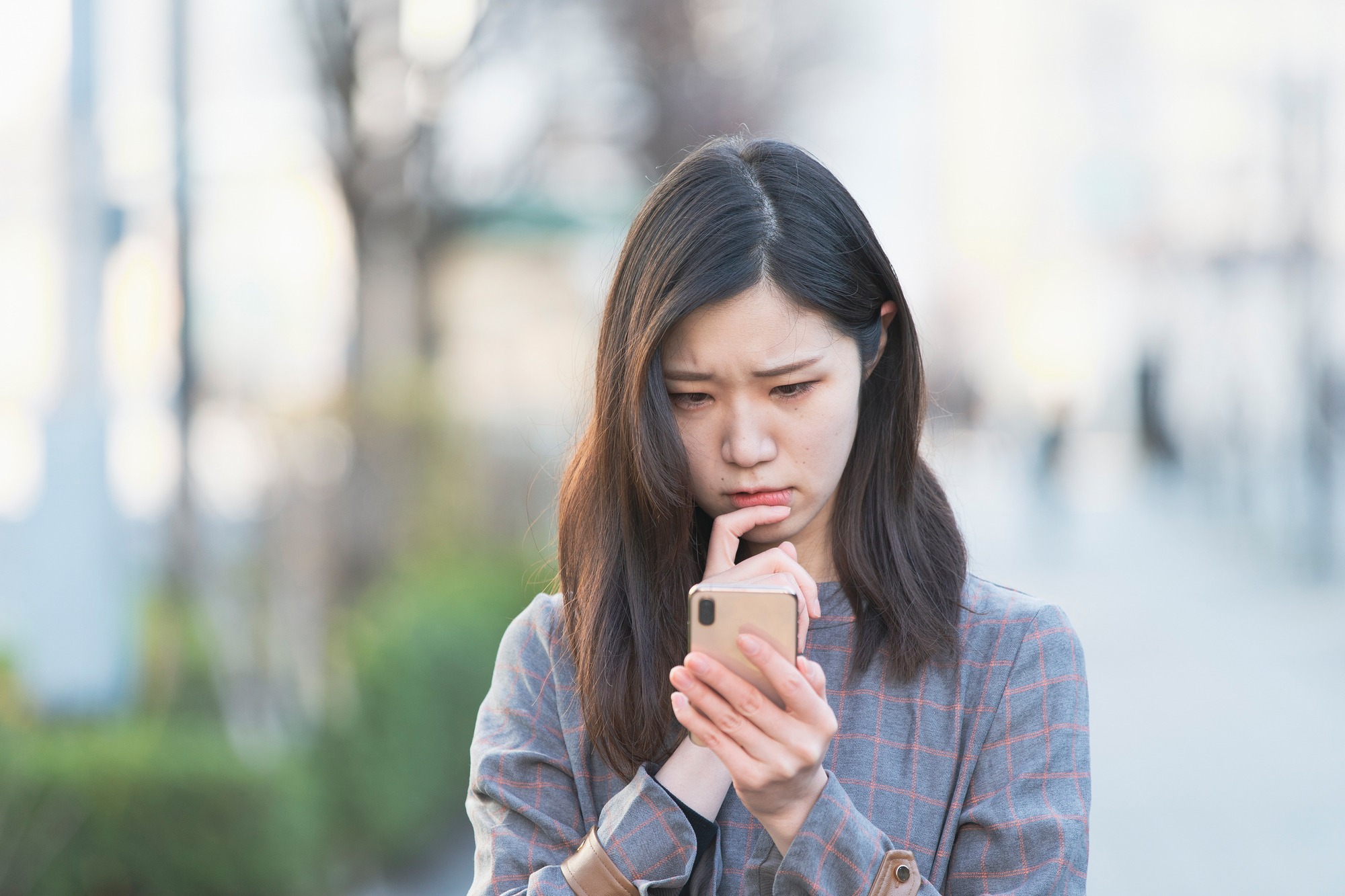 追いラインは重い？嬉しい？男性心理から見る好印象の送り方