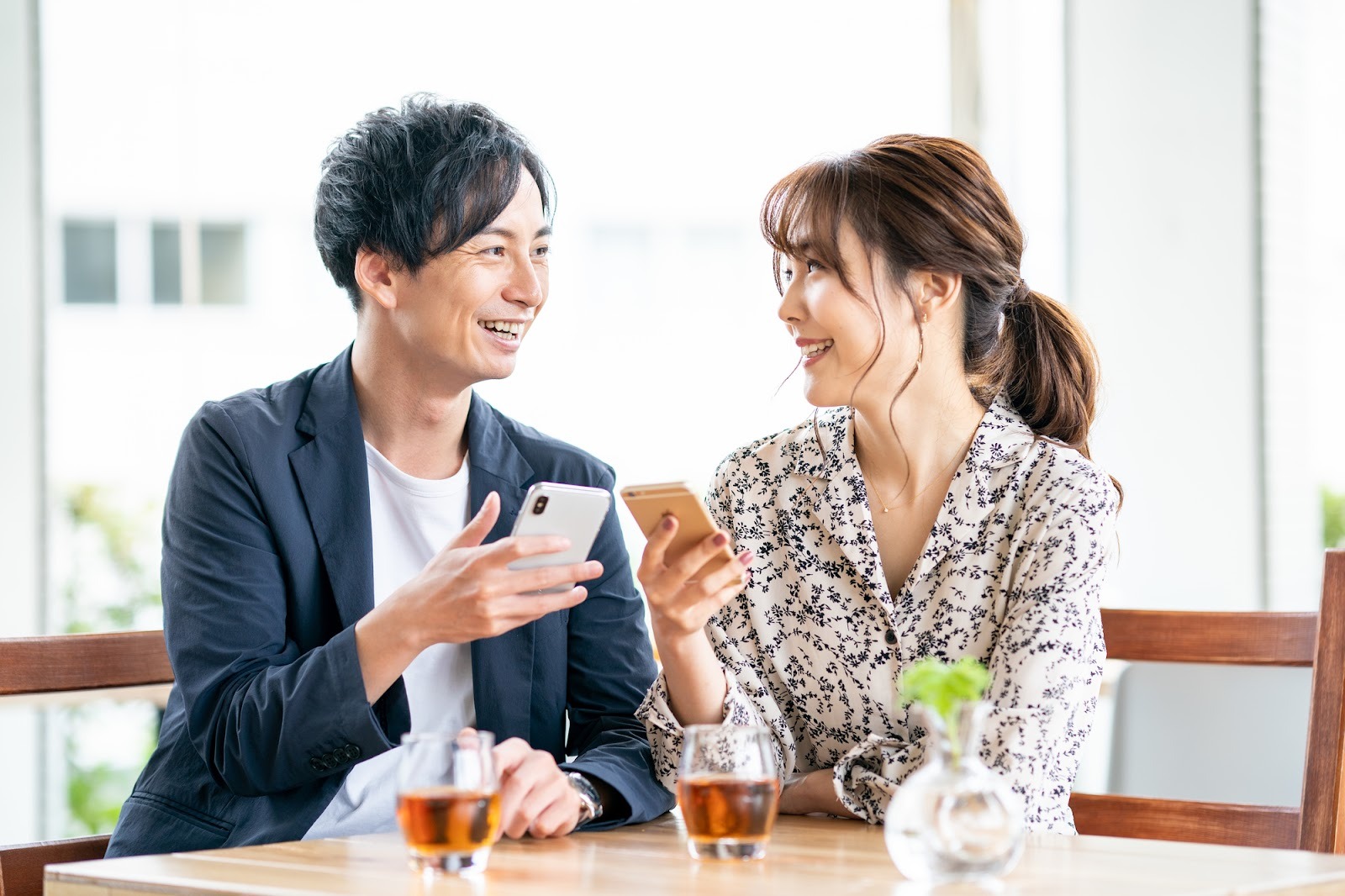 脈なしから脈ありへ変えることができる？ 彼の心が動くきっかけとアプローチの方法