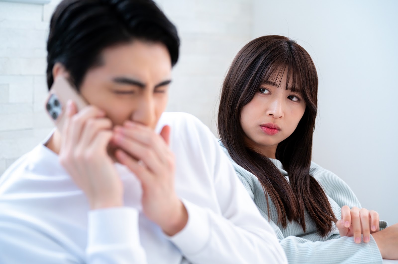 彼氏の女友達の関係、どこまで許せる？ 不安になったときに