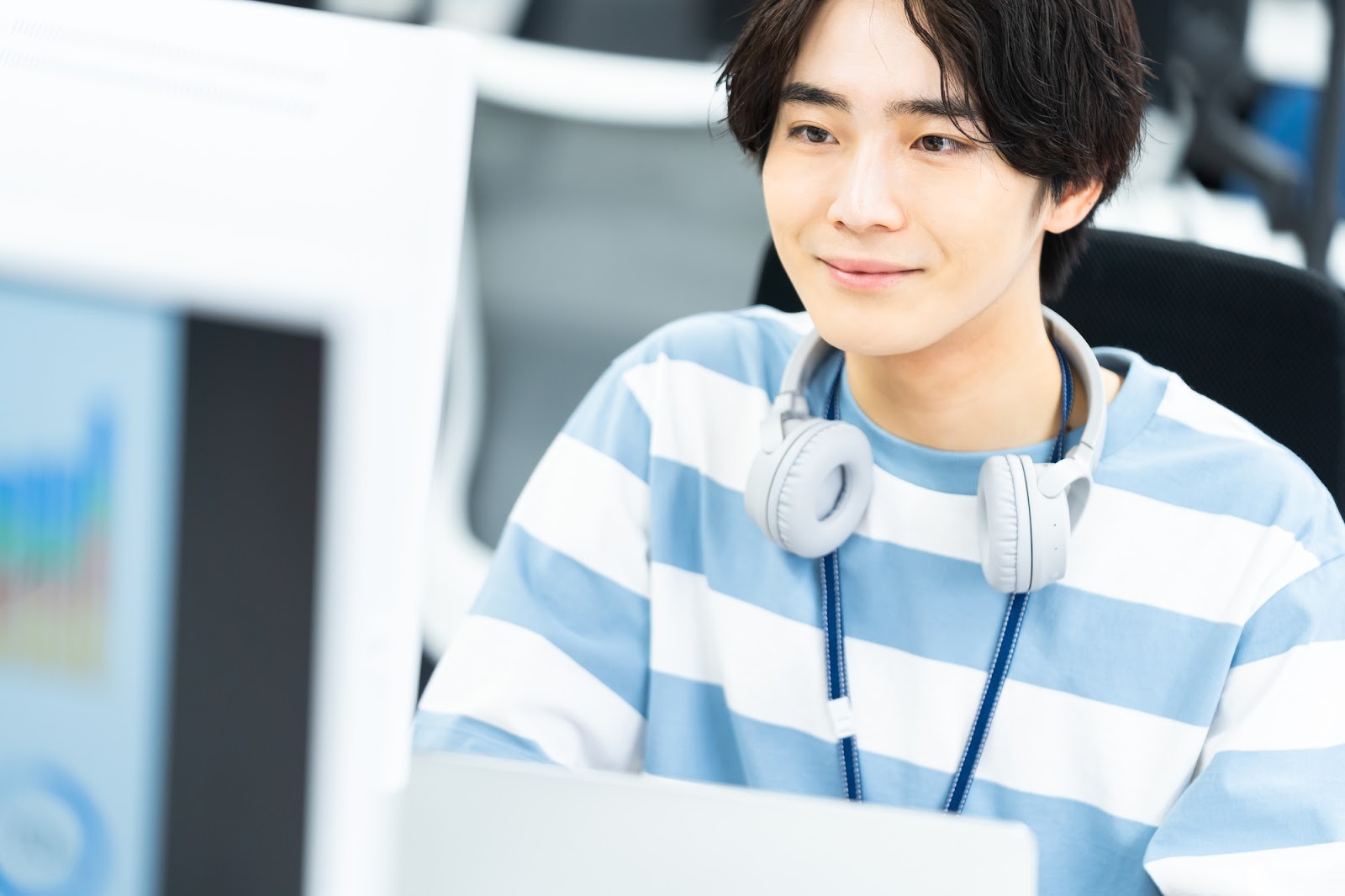 猫系男子の特徴とは？恋愛心理・脈ありサイン・攻略法まとめ