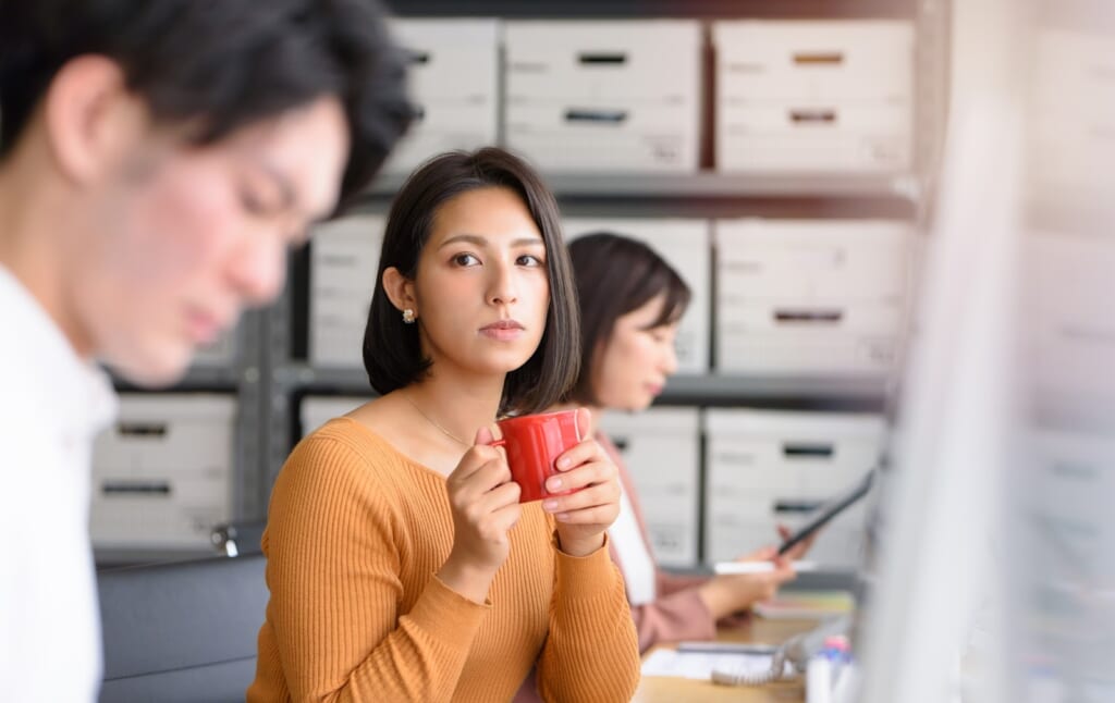 ホワイトデーでお返しをしない男性の心理｜脈なし？ 忘れてる？ 本音を解説