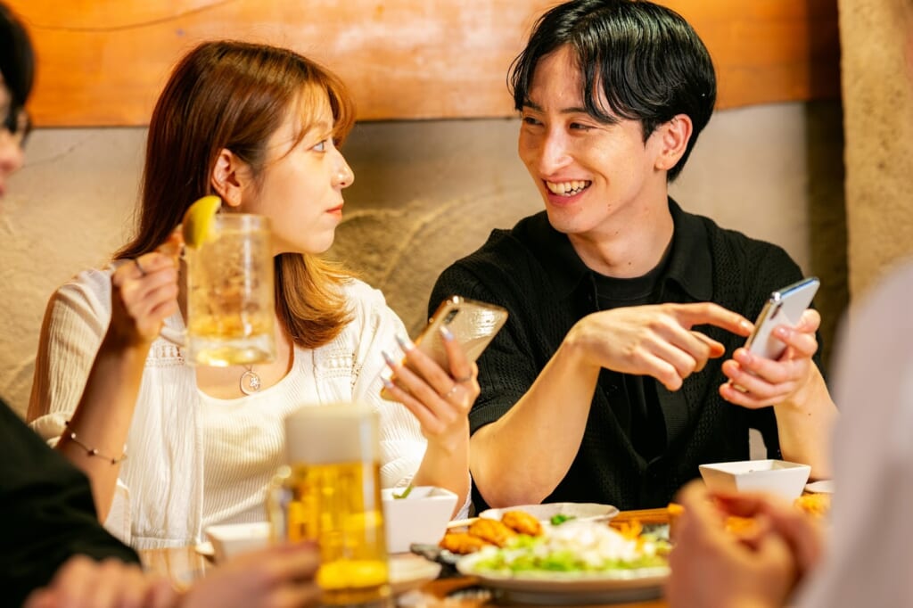 脈ありに見えて脈なしな男性の特徴とは？勘違いしやすい態度と見抜き方を解説