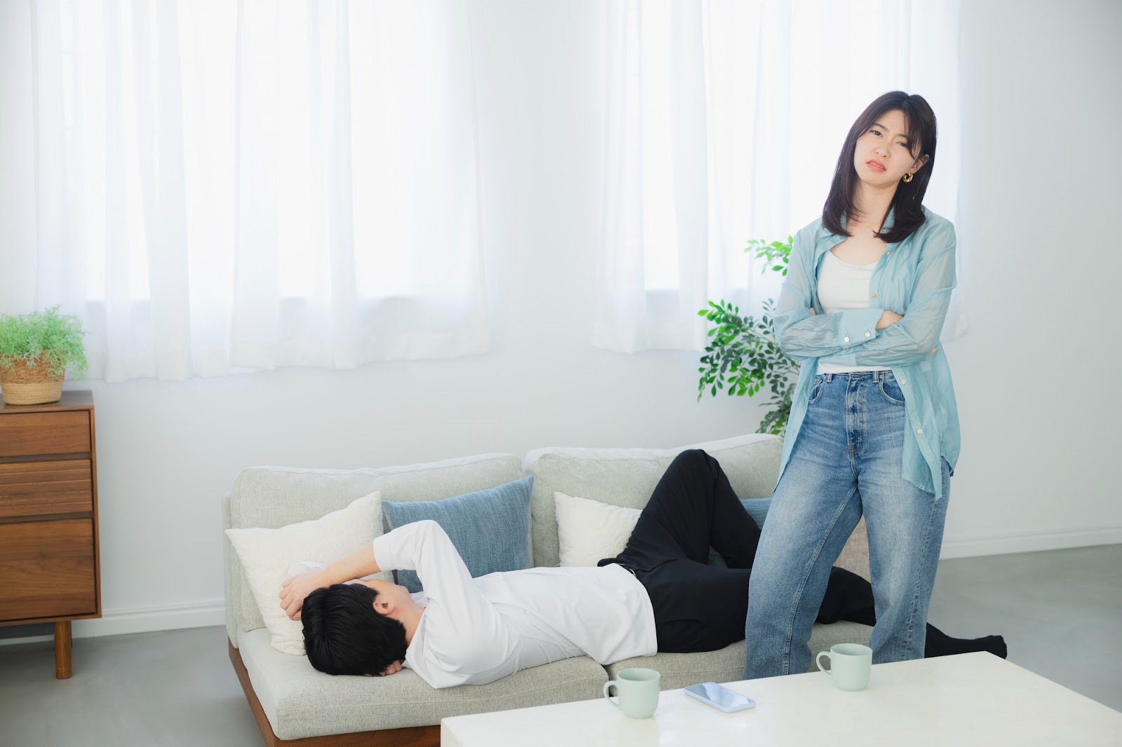 彼氏が体調不良のときに冷めるのは普通？ なぜかイライラする原因と対処法