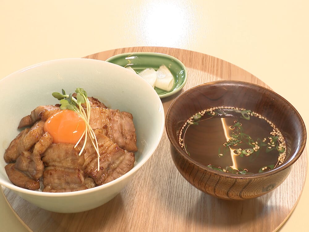 青島に「piggy」がNEW OPEN！豚肉にこだわった、絶品「きなこ豚の豚丼」と「ルーローハン」（宮崎市）