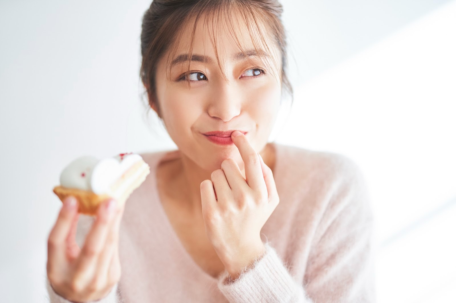 モテる人の特徴って？ 恋人が途切れない、異性を惹きつける男女の実態