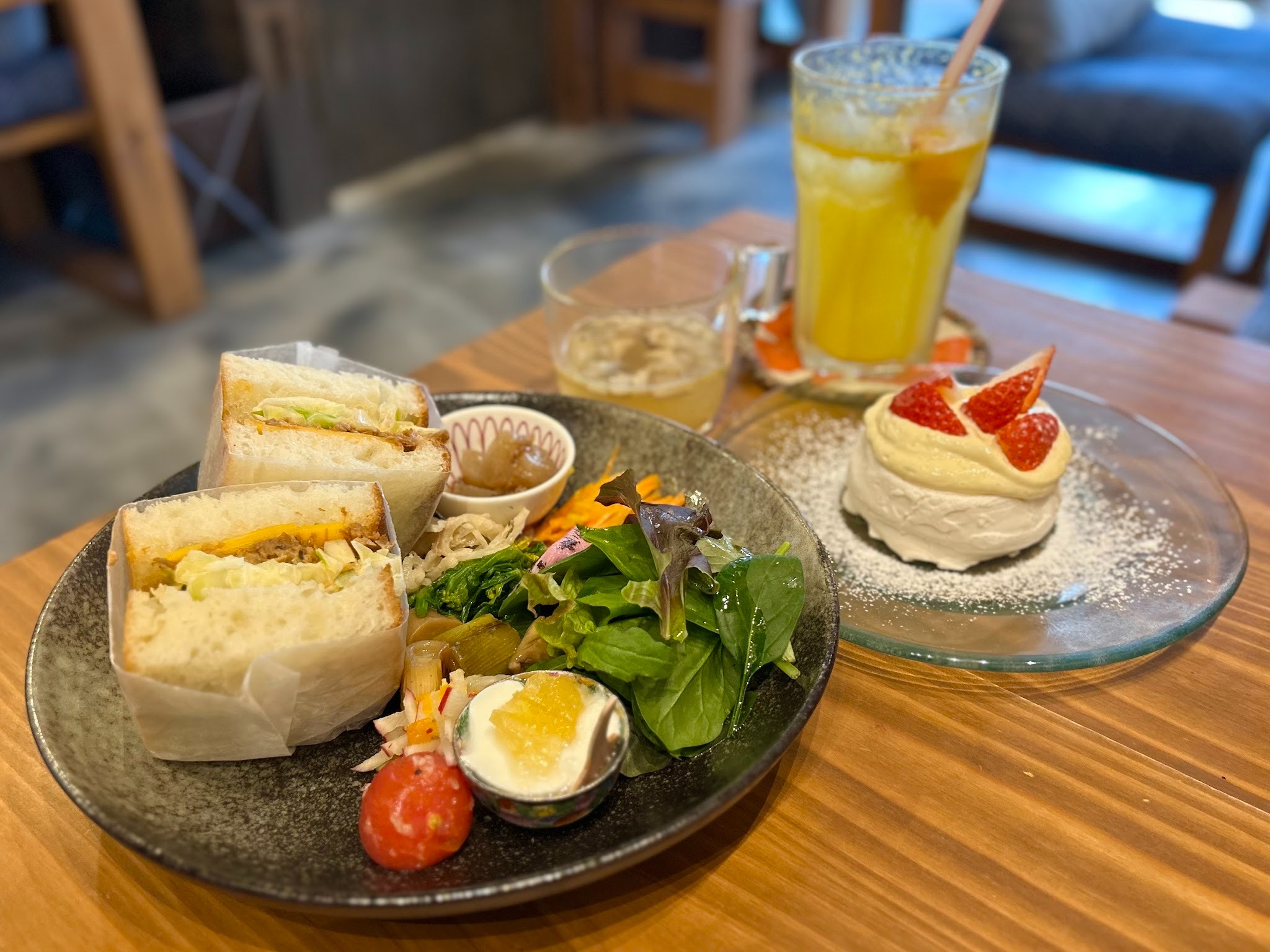 古民家カフェでくつろぐ ” neonci時間 “（宮崎グルメ）