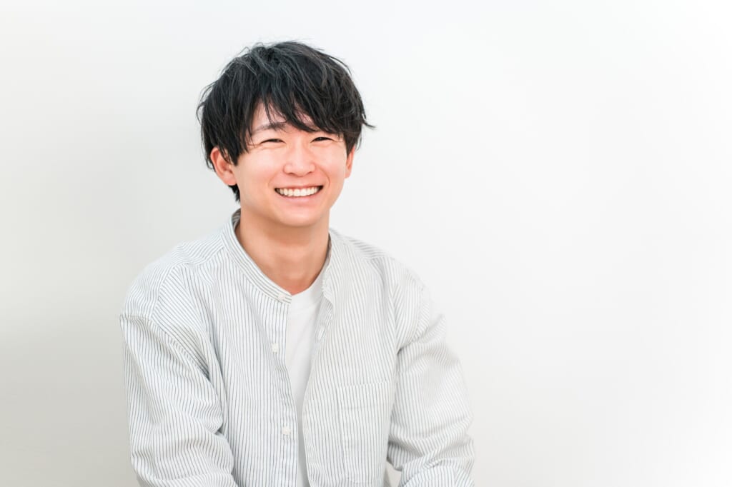 雰囲気イケメンとは? 女性にモテる理由と“選ばれる男”になるコツ 雰囲気イケメンとは? 女性にモテる理由と“選ばれる男”になるコツ