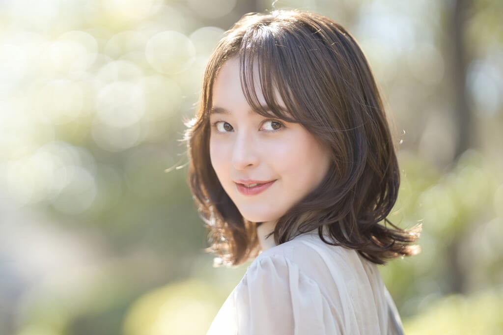 高嶺の花ってどんな女性？ 外見・内面の特徴と高嶺の花になるためのポイント