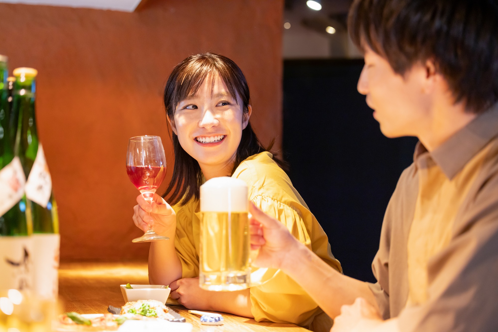 友達から恋人になるには？ きっかけと関係を進展させる方法を解説