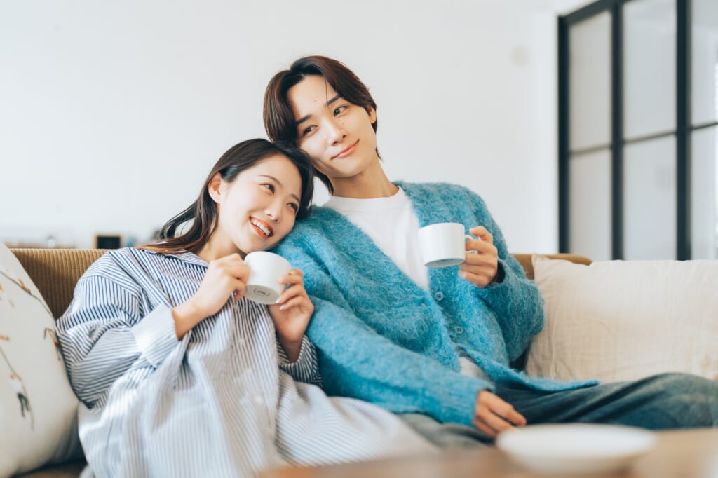 守りたくなる女性の特徴って？ 男性が「何かしてあげたい」と感じる女性の共通点