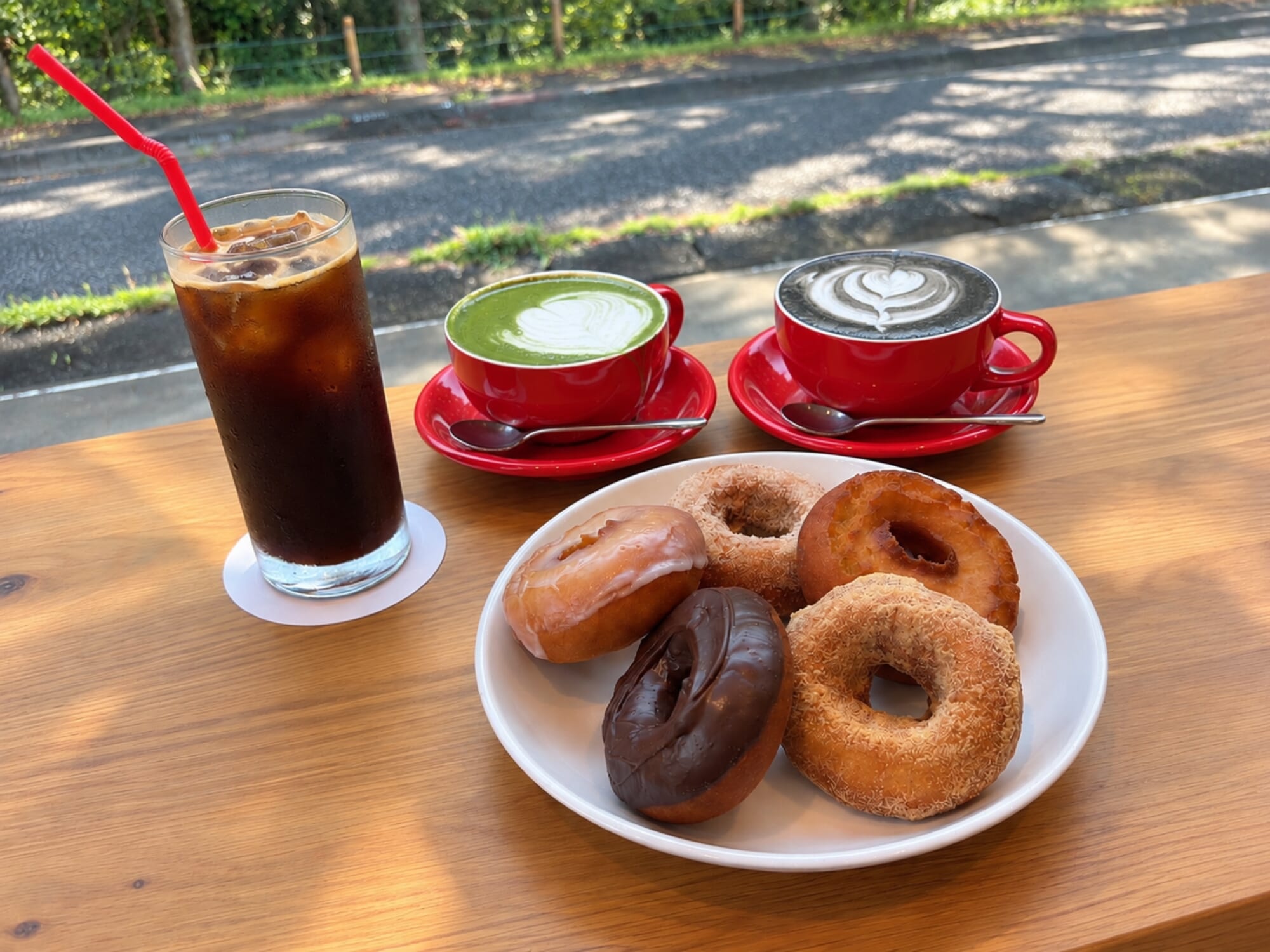もっちり米粉ドーナツとこだわりの一杯。ちょっと特別なカフェ時間「OISE SUN」（日向市）