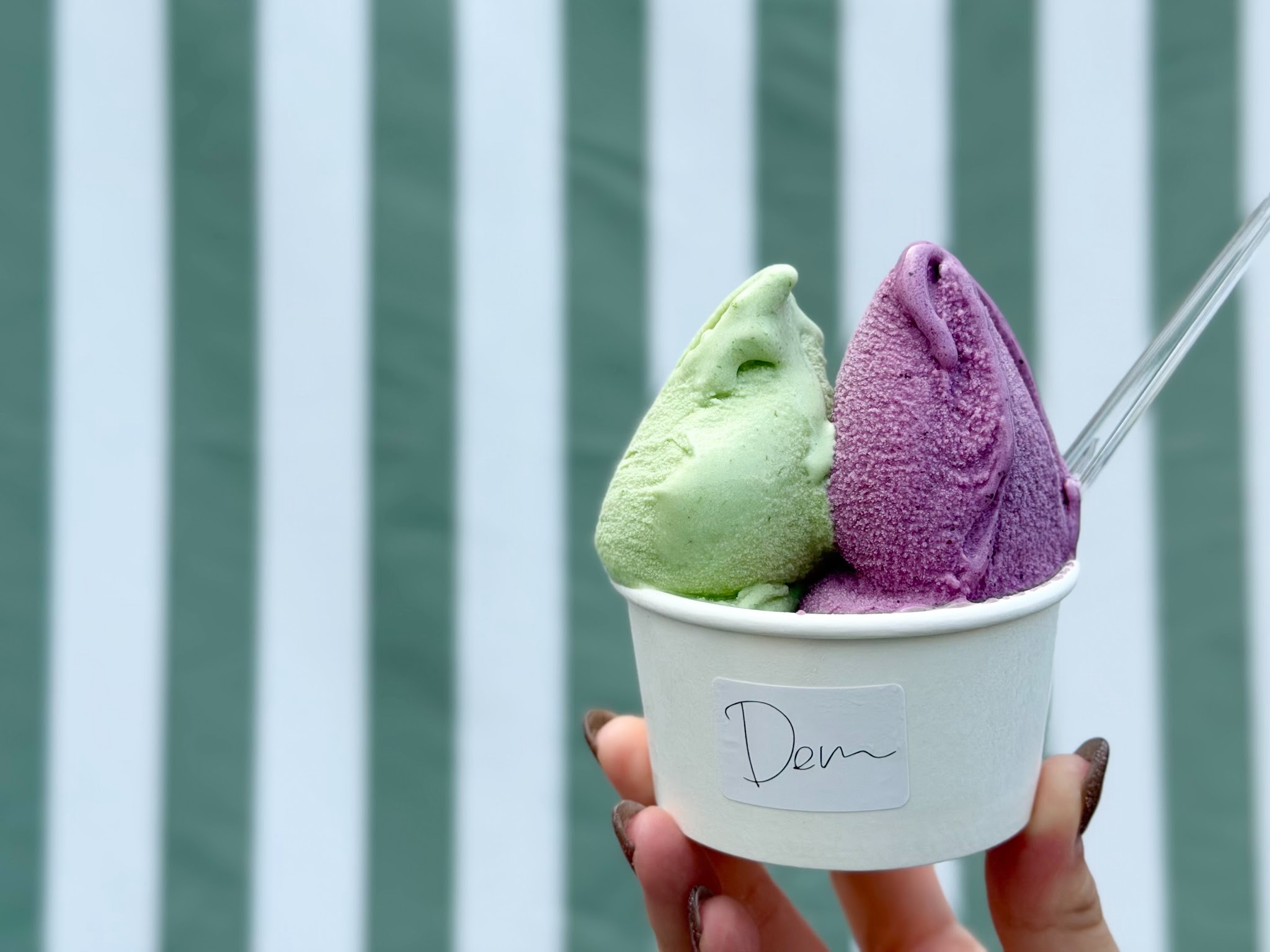 「Dem」で出会った可愛いスイーツと自家製ジェラート