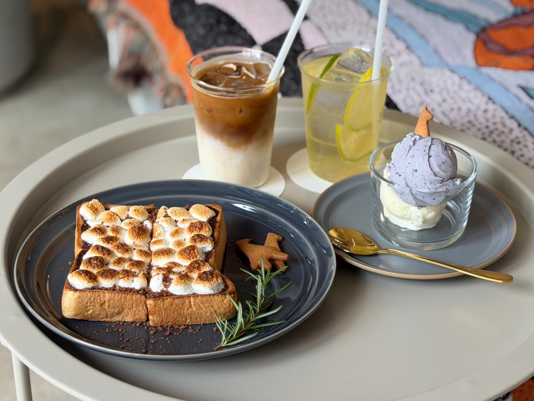 小林にこんなカフェがあったなんて♡ どこを切り取ってもお洒落な「COFFEE GIRAFFE」
