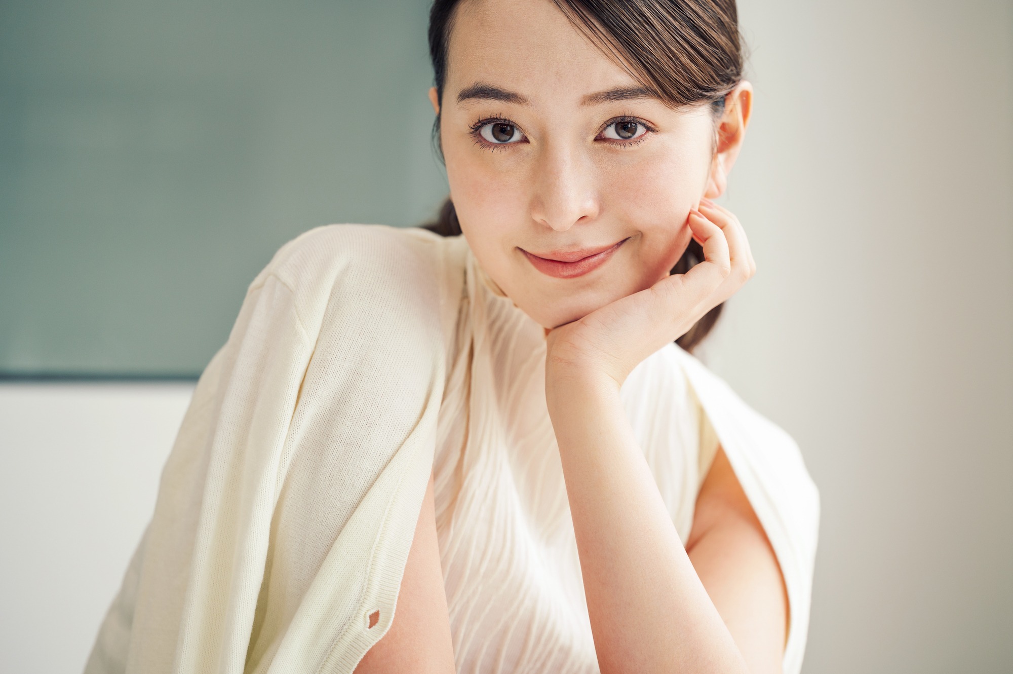 華がある人の特徴とは？自然と目を引く理由や華やかになる方法を紹介