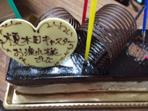 報道部の皆さんからは世界一のパティシエ　芋生さんのケーキ＾＾