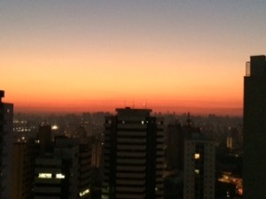 サンパウロの朝日です。